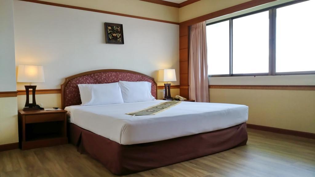 Grand Park Hotel Nakhon Si Thammarat Kamer foto
