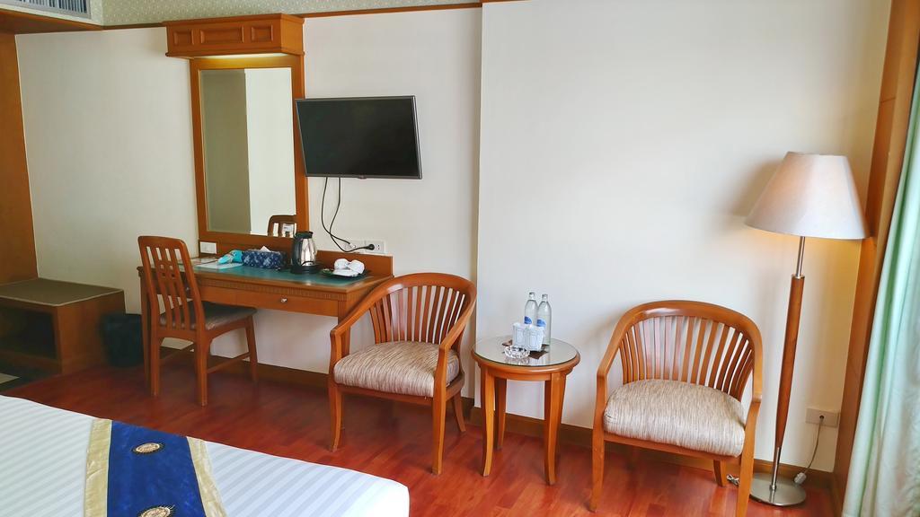 Grand Park Hotel Nakhon Si Thammarat Kamer foto